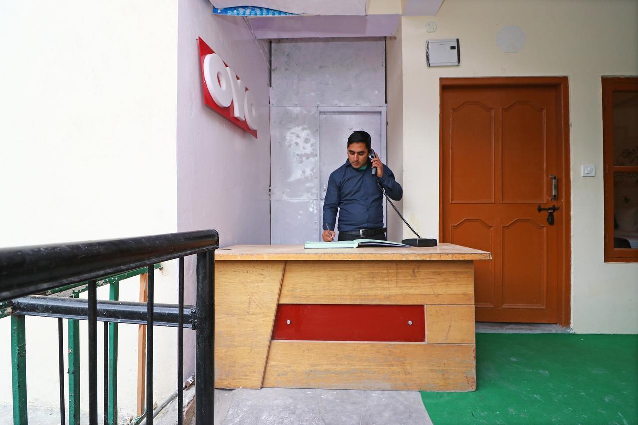 Oyo 13728 Hotel Kempty Valley View Hotel & Restaurant Mussoorie Buitenkant foto