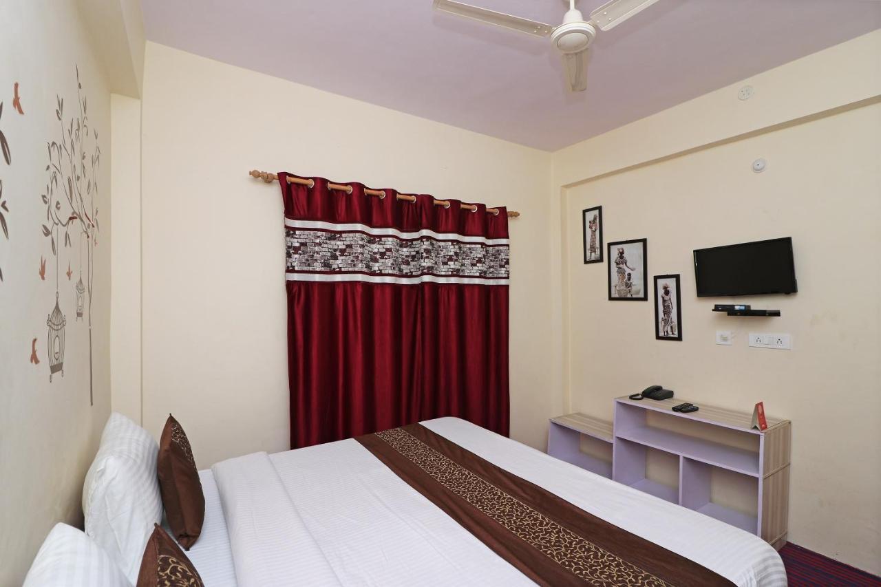 Oyo 13728 Hotel Kempty Valley View Hotel & Restaurant Mussoorie Buitenkant foto