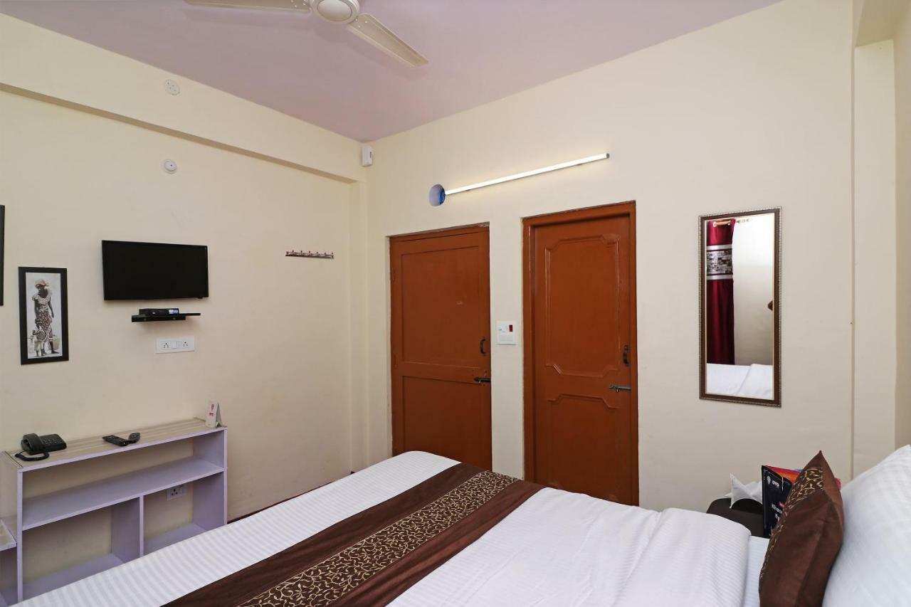 Oyo 13728 Hotel Kempty Valley View Hotel & Restaurant Mussoorie Buitenkant foto