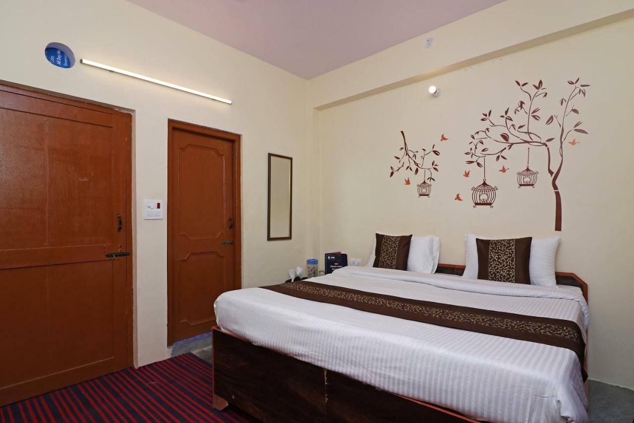 Oyo 13728 Hotel Kempty Valley View Hotel & Restaurant Mussoorie Buitenkant foto